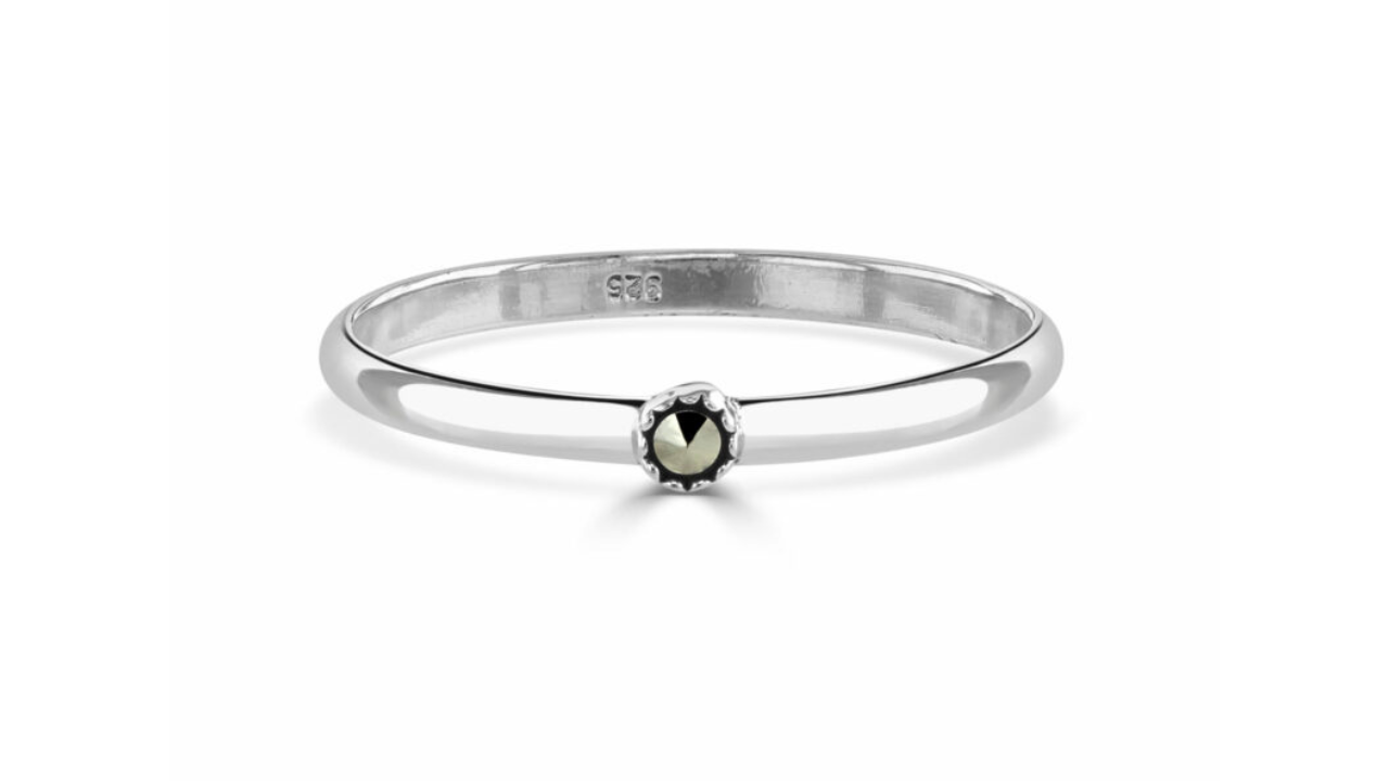 minimalist silver ring
